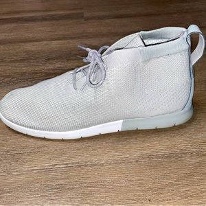UGG men 15 Hyper Weave shoes